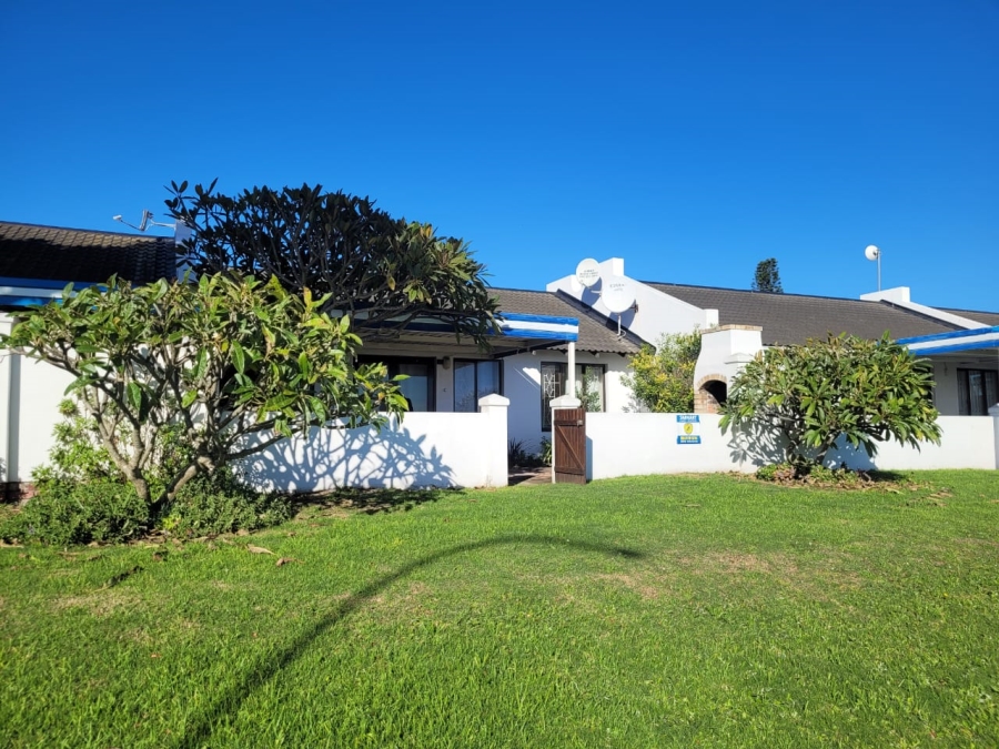 3 Bedroom Property for Sale in Paradise Beach Eastern Cape